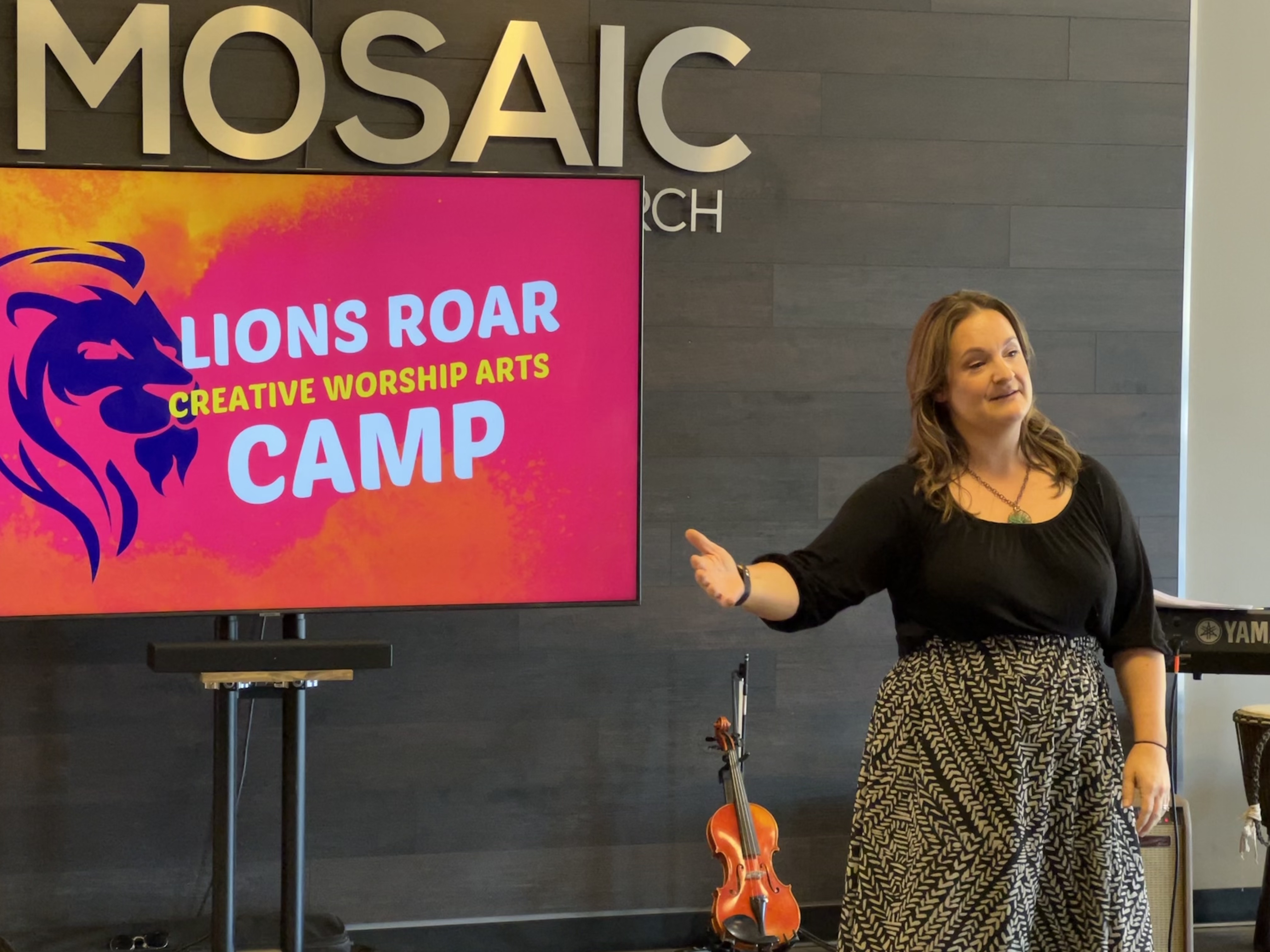 Lion's Roar worship training